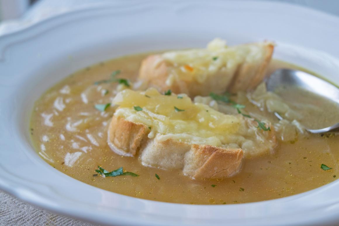 Zwiebelsuppe