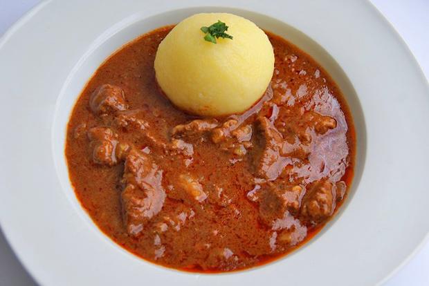 Kalbsgulasch