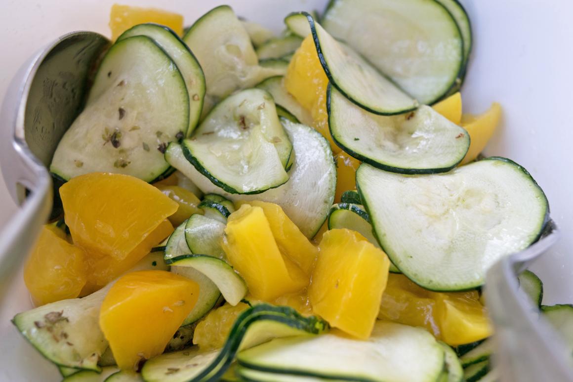Mango-Zucchetti-Salat