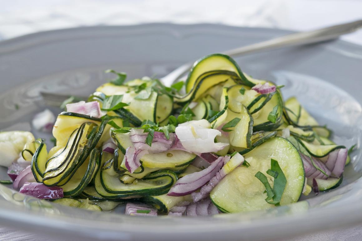 Schneller Zucchettisalat