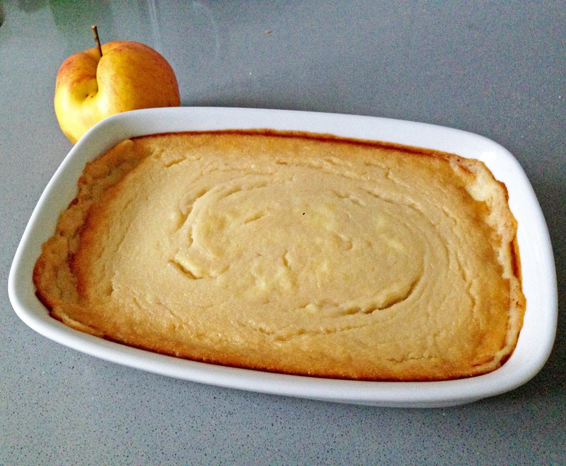 Apfelmus-Griess-Torte