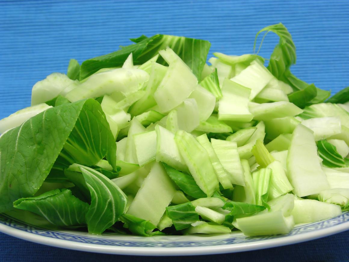Salat mit Pak Choi