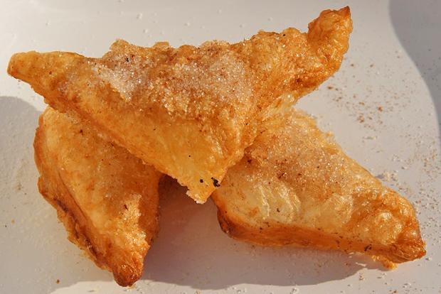 Zigerkrapfen mit Konfitüre