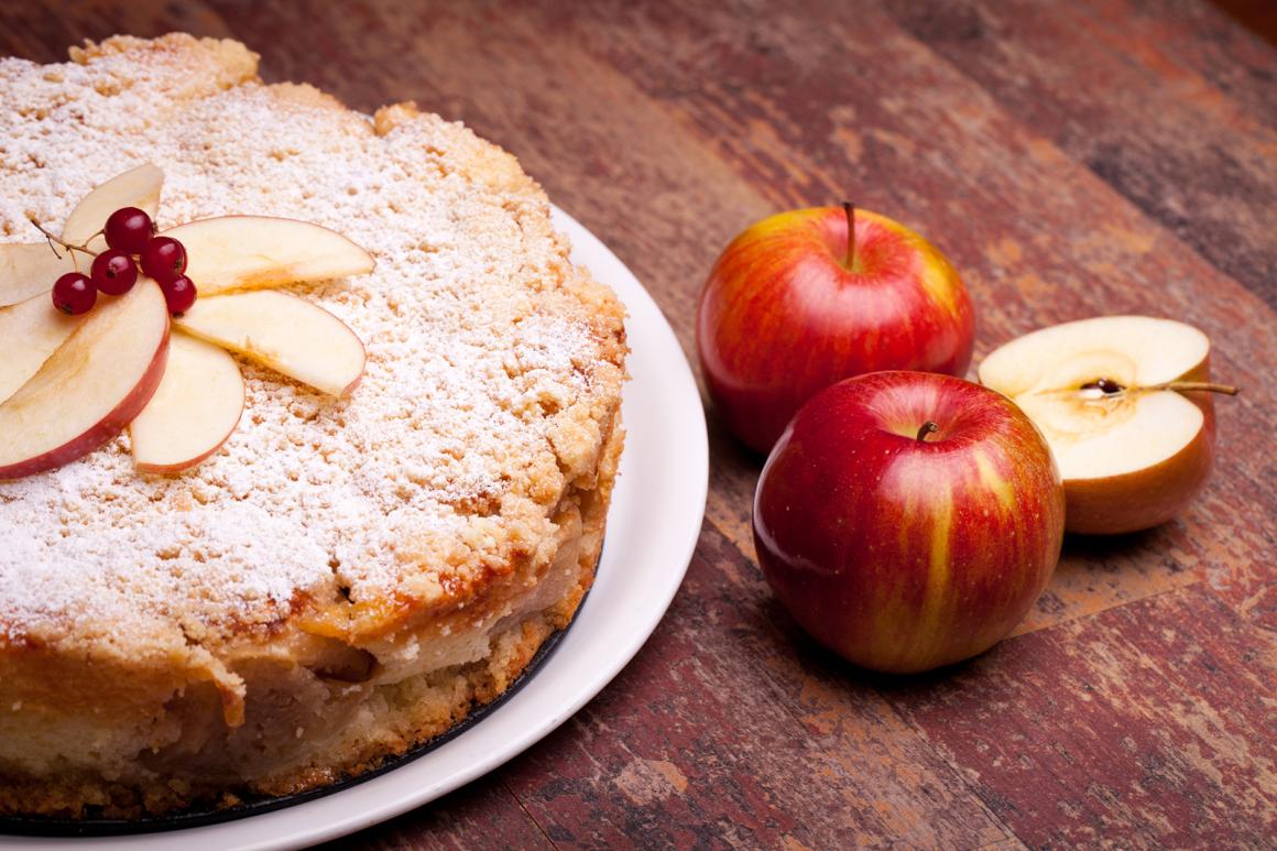 Saftiger Caramel-Apfel-Cake
