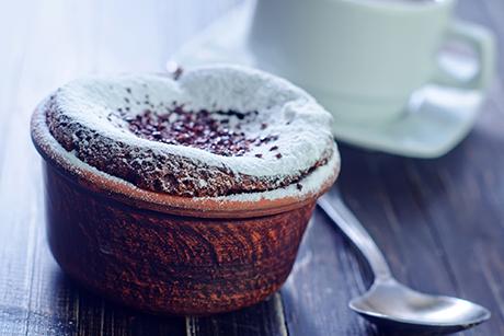 Souffle mit Kaffee und Mandeln