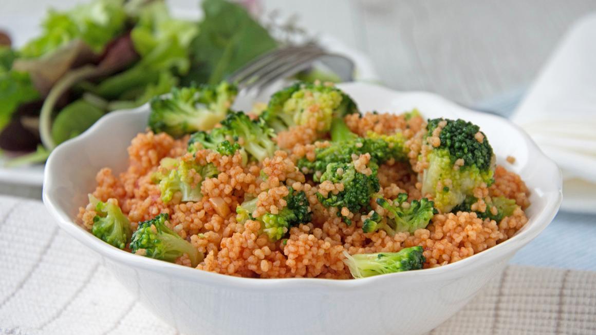 Frühlingshaftes Tomaten-Couscous