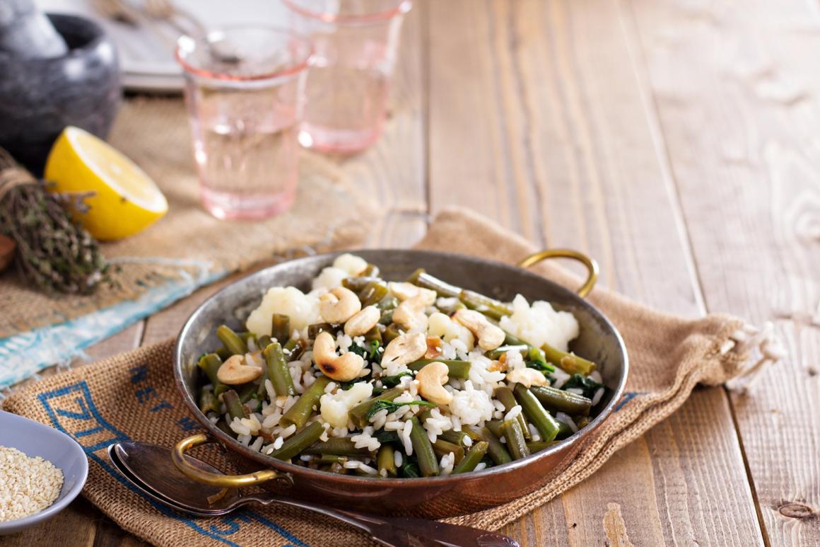 Pak Choi mit Cashews und Bohnen