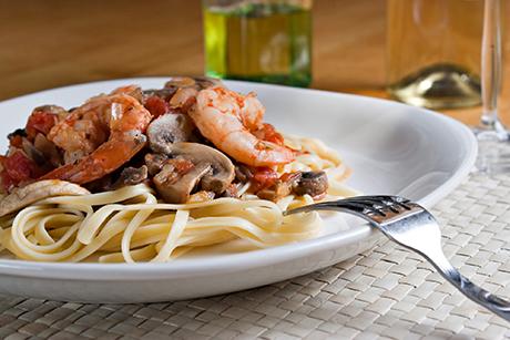 Nudeln al dente mit Scampi