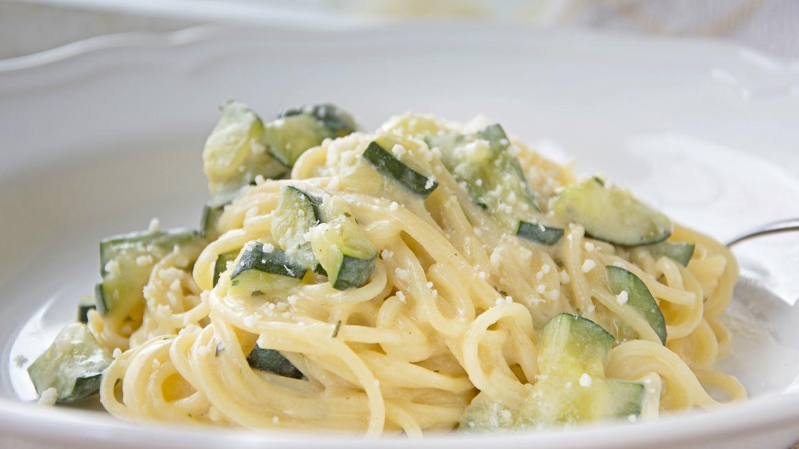 Zucchetti-Käse-Sauce