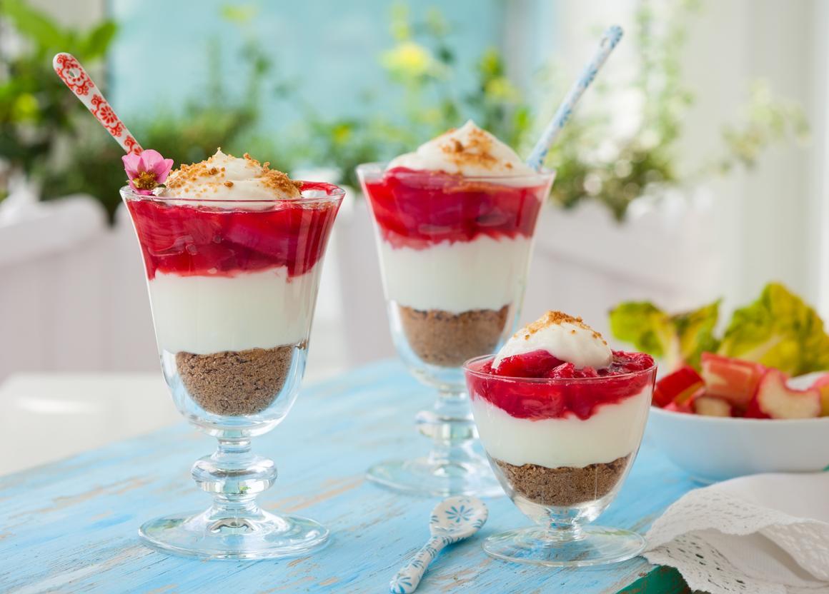 Tiramisu mit Rhabarber