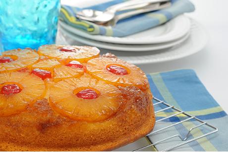 Torte mit Ananas