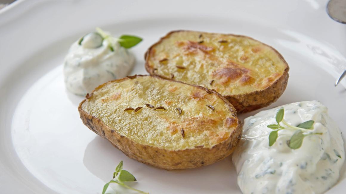 Bratkartoffel mit Kräuterquark