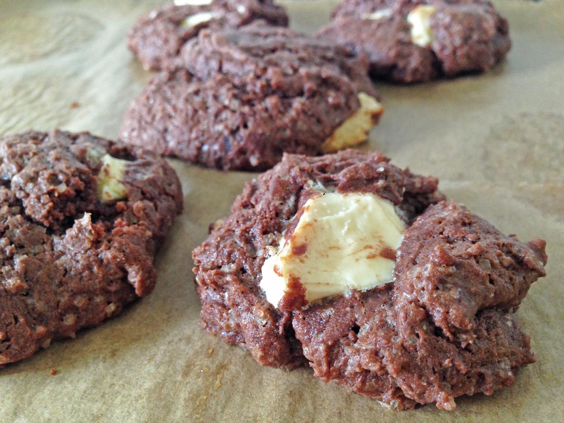 Black-and-white-Cookies