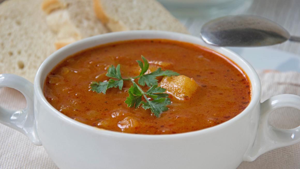 Gulyásleves - Gulaschsuppe