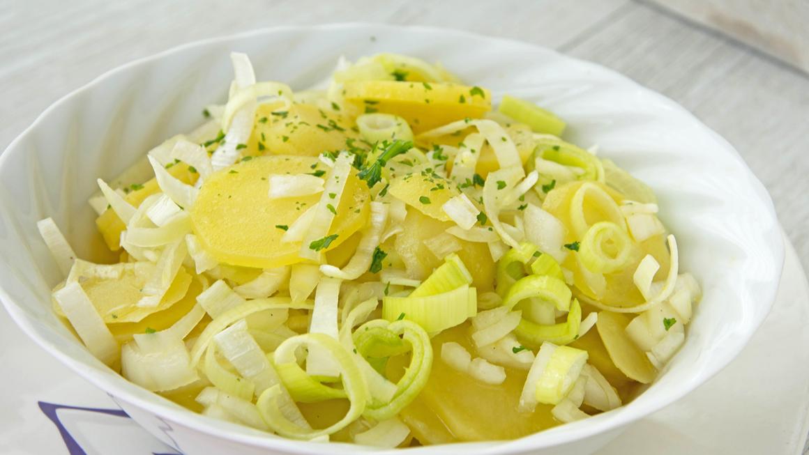 Kartoffelsalat mit Lauch