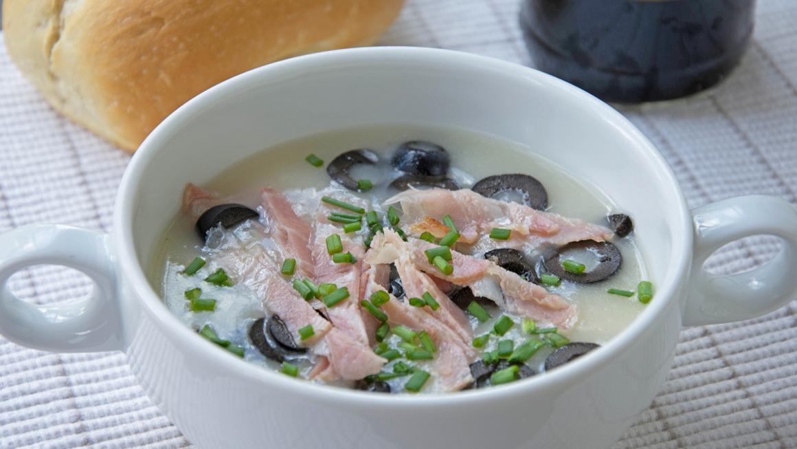 Oliven-Kartoffelcreme-Suppe