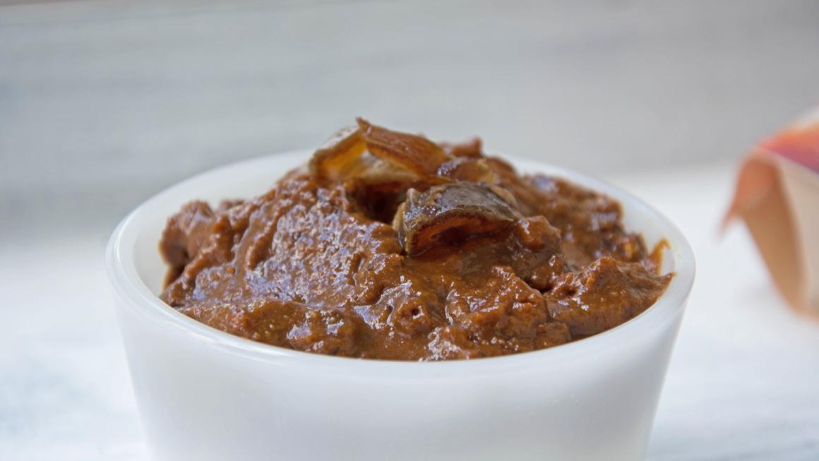 Mandel-Dattel-Aufstrich