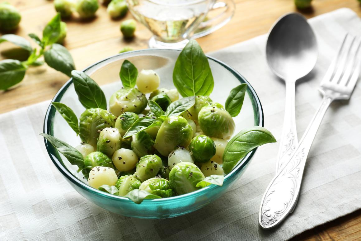 Rosenkohlsalat