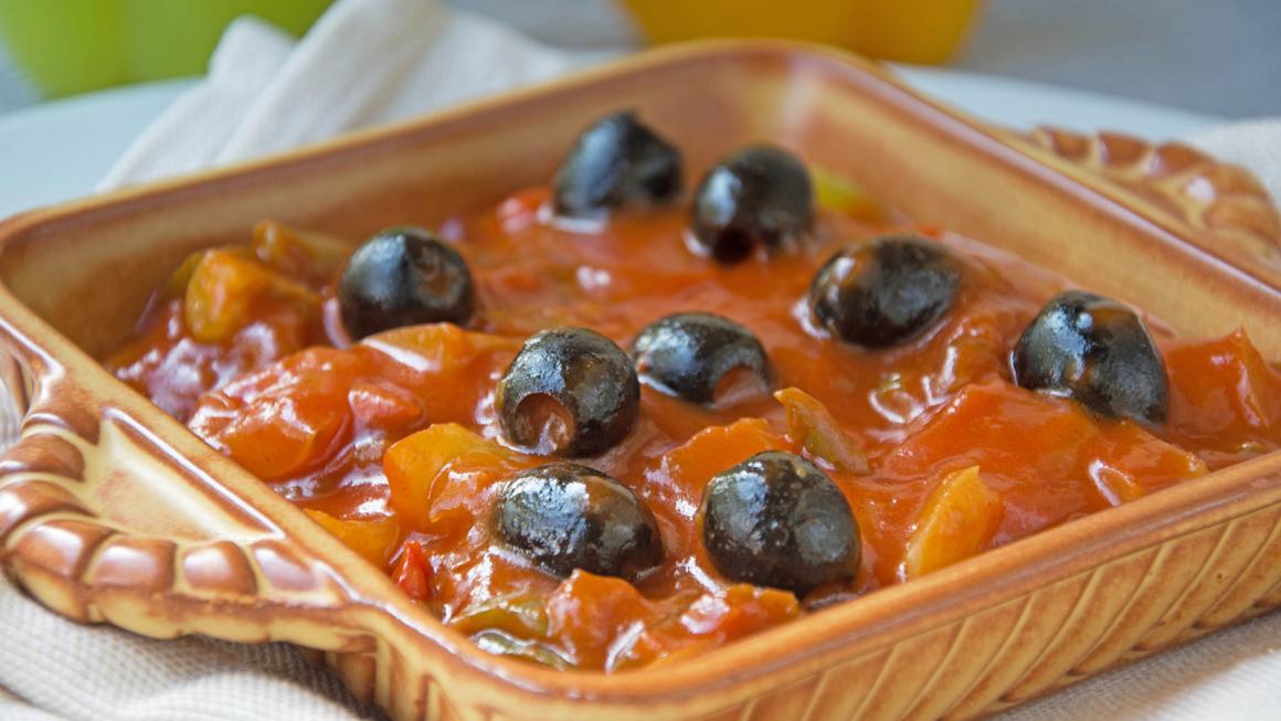 Oliven-Peperonata-Sauce