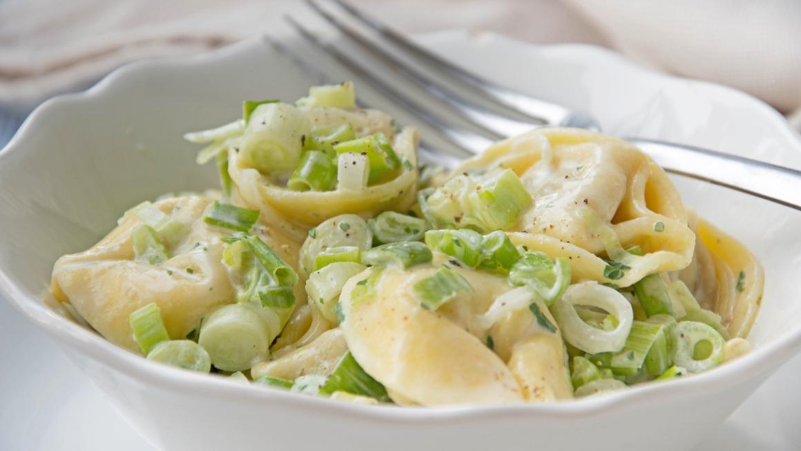 Lauch-Tortellini-Salat