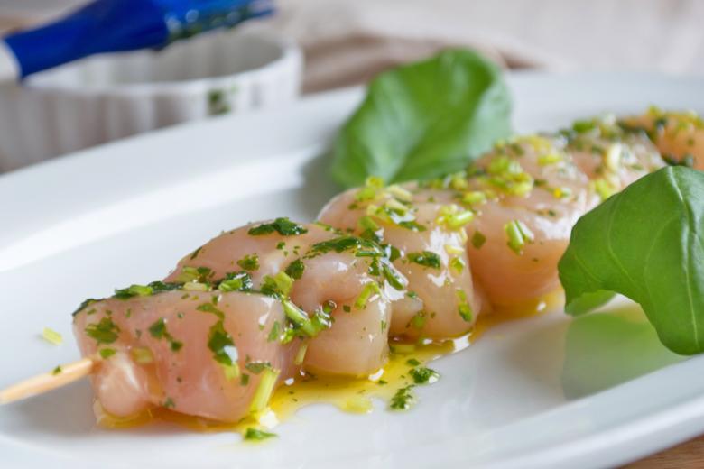 Trutenspiessli mit Kräutermarinade