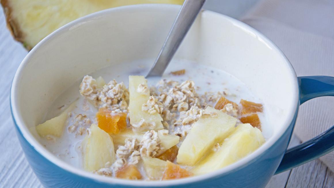 Aprikosen-Ananas-Müesli