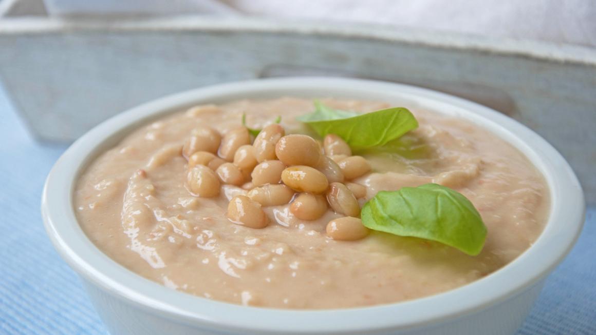 Weisse Bohnen-Mandel-Dip