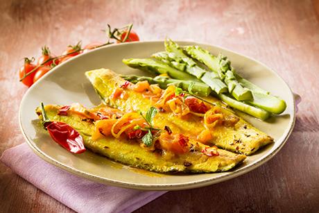 Forelle mit Tomaten-Oliven-Sauce