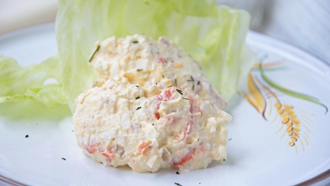 Eiersalat mit Lachs