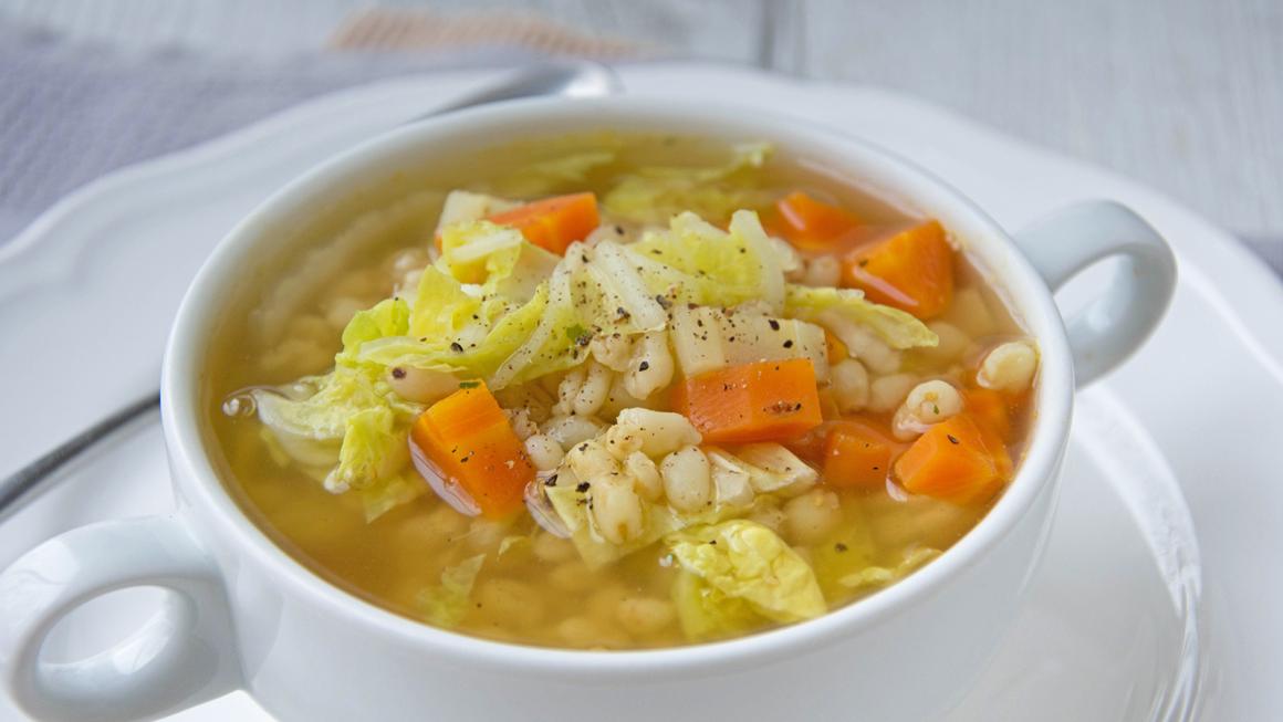 Gemüsesuppe mit Gerste