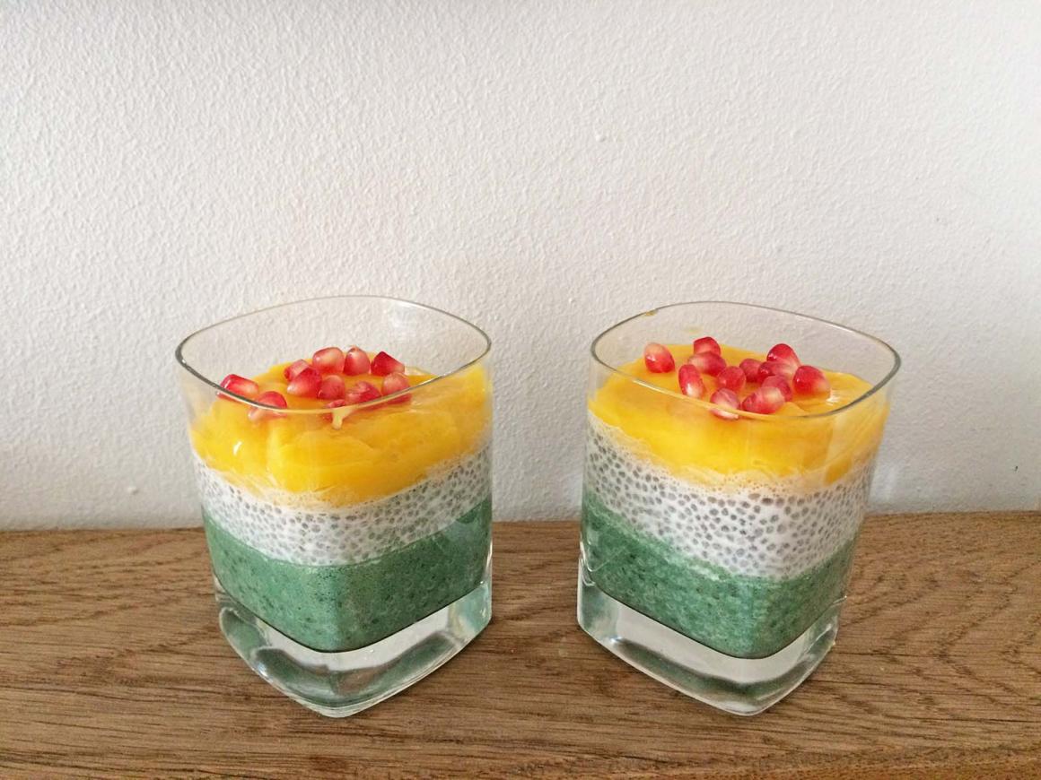 Dreifarbiger Chiapudding mit Spirulina