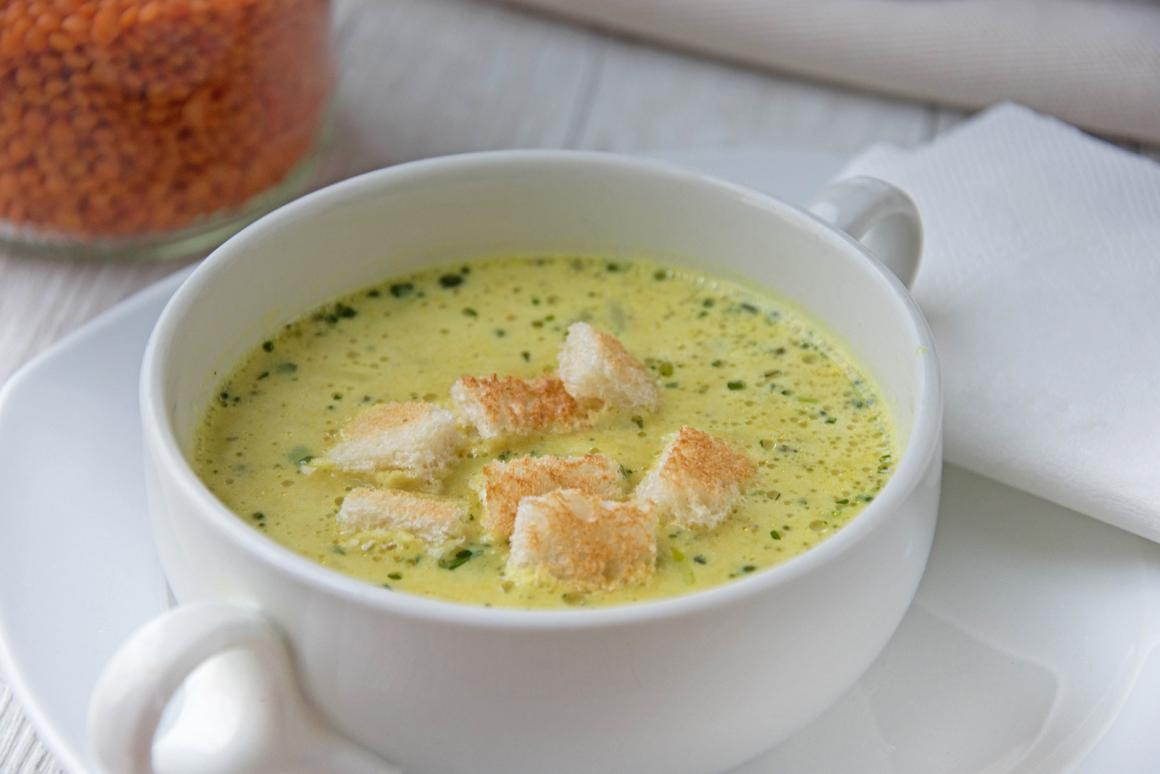 Ananas-Linsen-Suppe