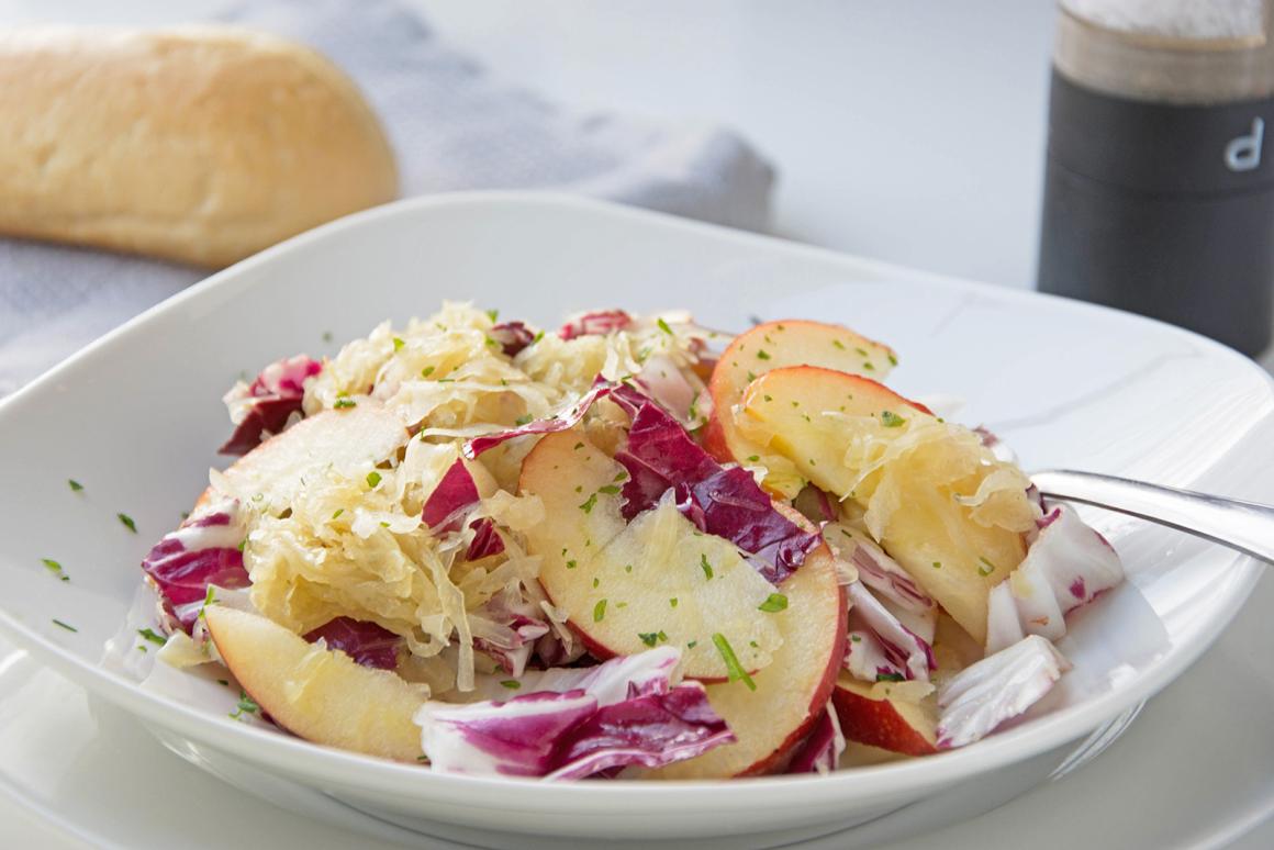 Apfel-Sauerkraut-Salat