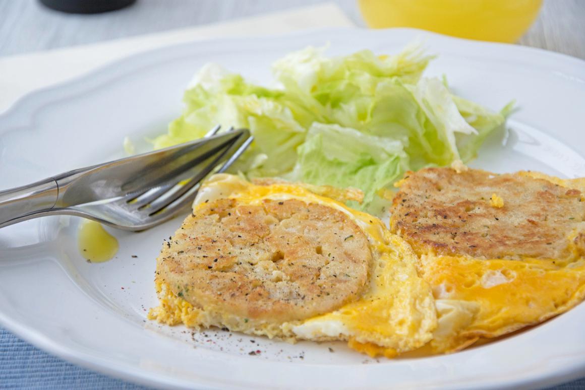 Knödel mit Ei