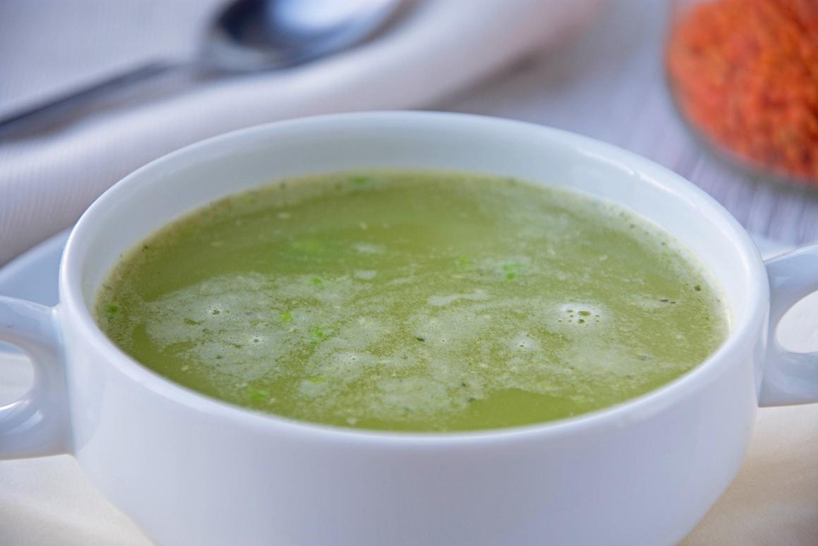 Mandel-Erbsen-Suppe