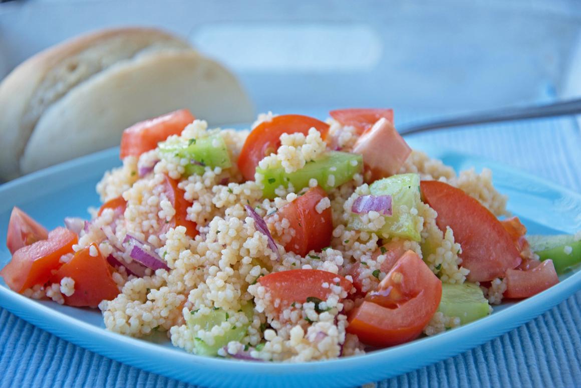 Couscous Salat mit Minze