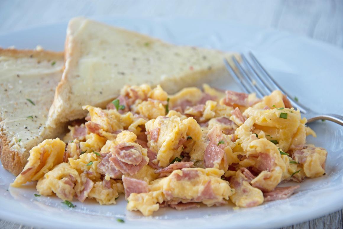 Rührei mit Speck
