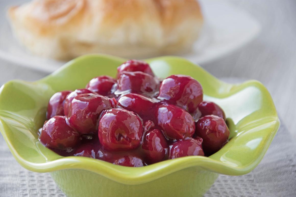 Kirschkompott mit Rotwein