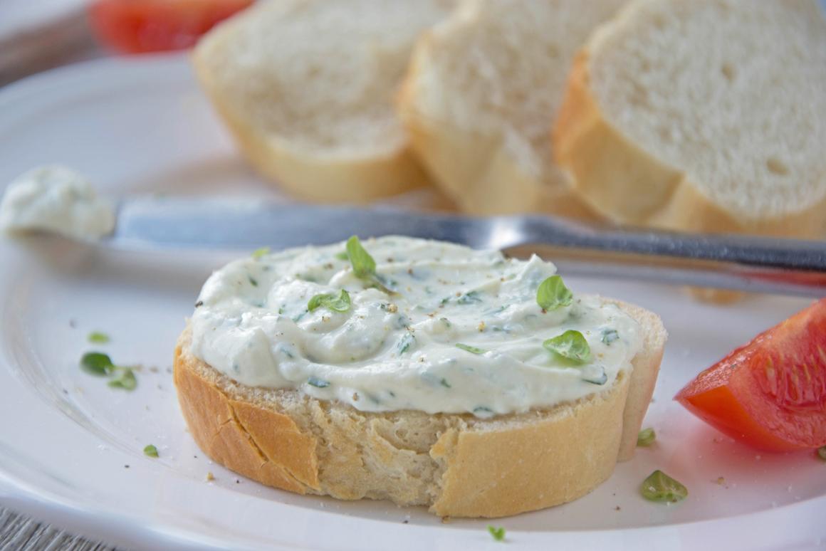 Aufstrich mit Schafskäse
