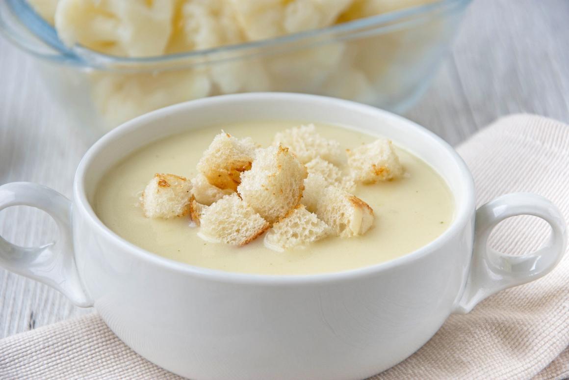 Blumenkohlsuppe mit Milch