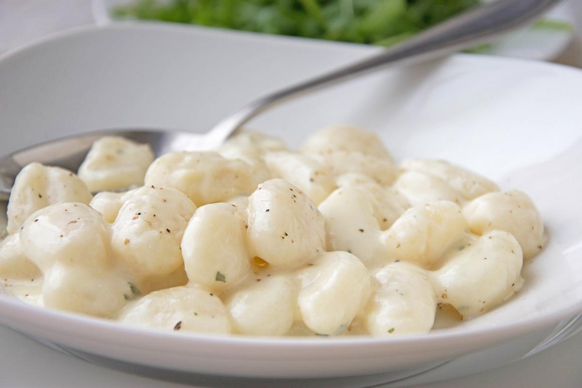 Gnocchi mit Käsesauce