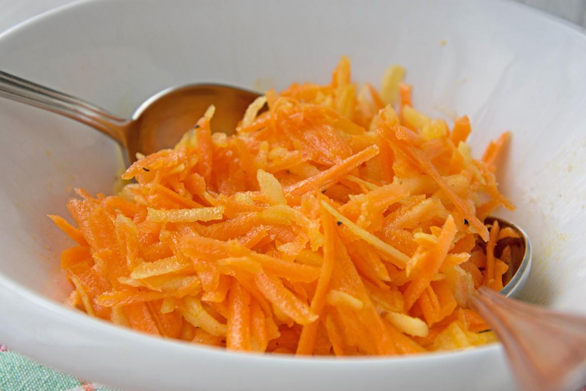 Rüeblisalat mit Apfel