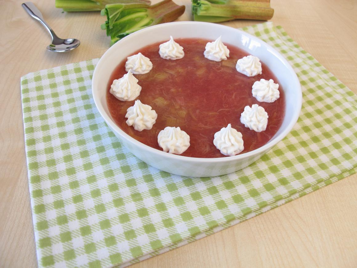 Tiramisu mit Rhabarber