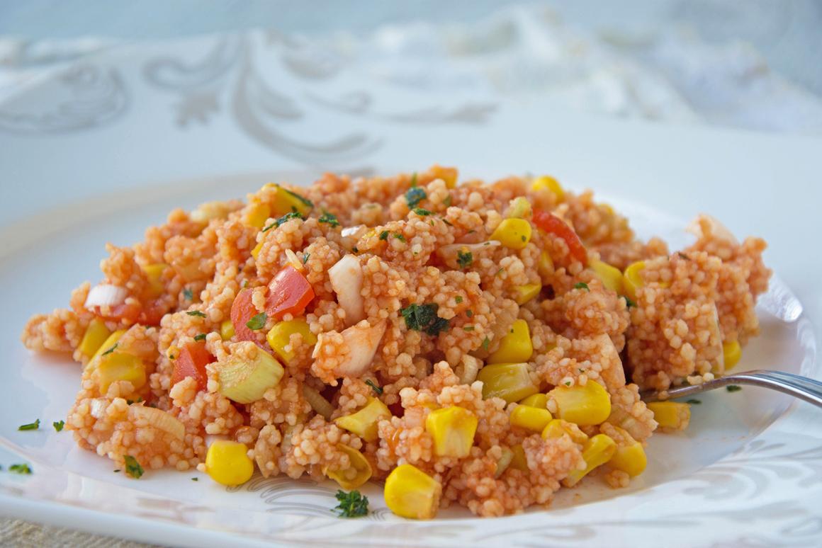 Couscous Salat mit Tomatenmark