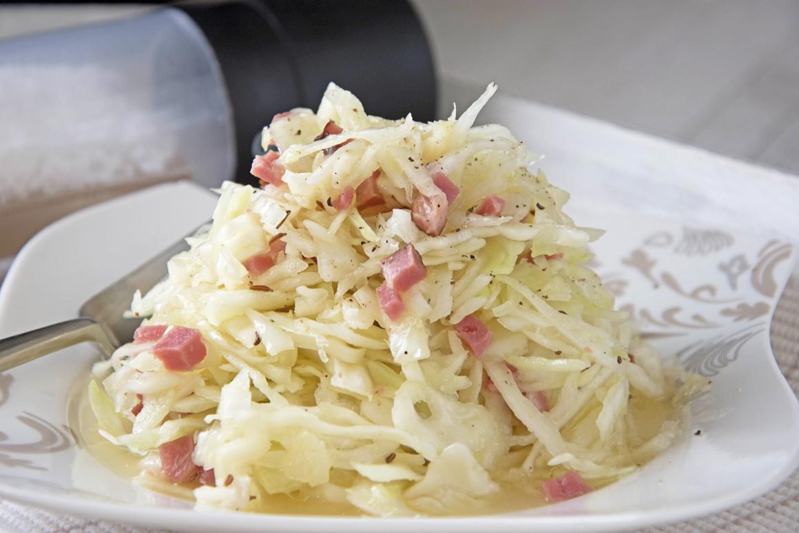 Warmer Krautsalat mit Speck