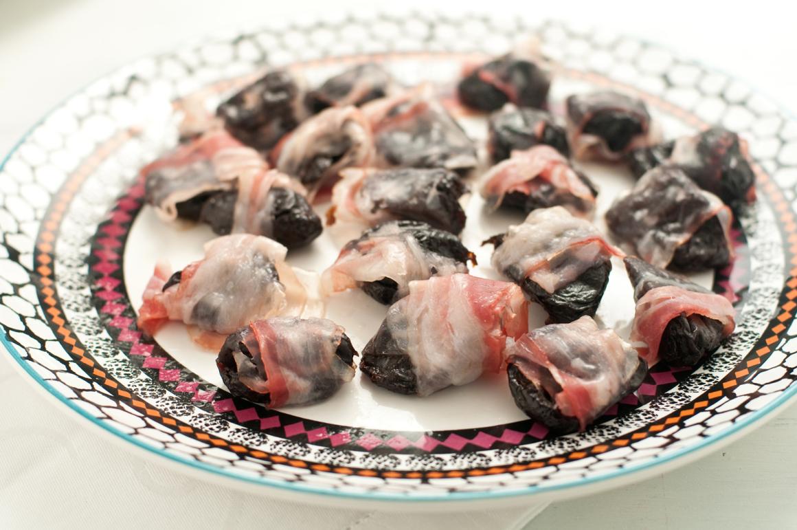 Ciruelas con bacon