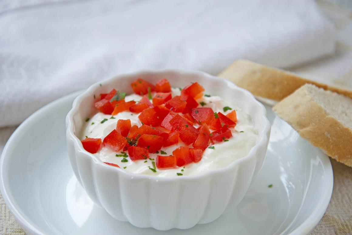 Peperoni-Joghurt-Dip