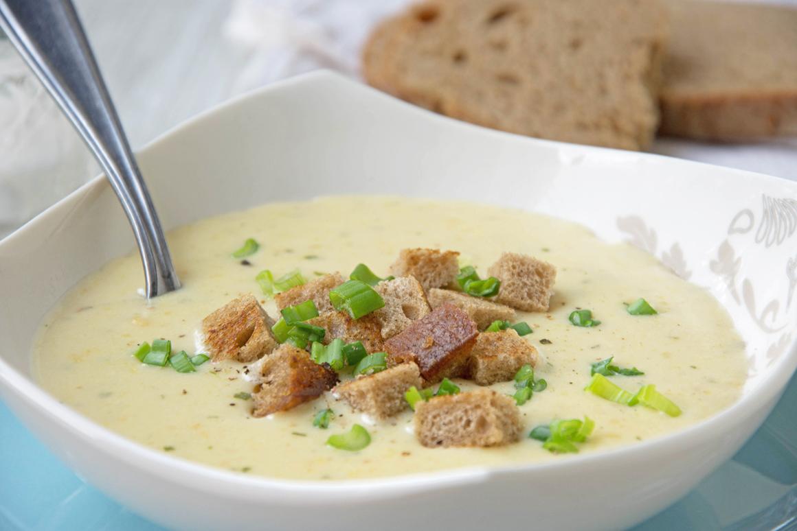 Safran-Weinsuppe