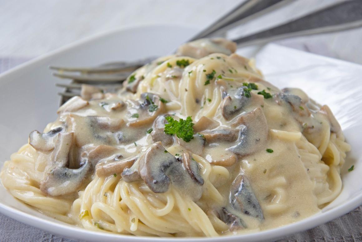 Spaghetti mit Pilzsauce