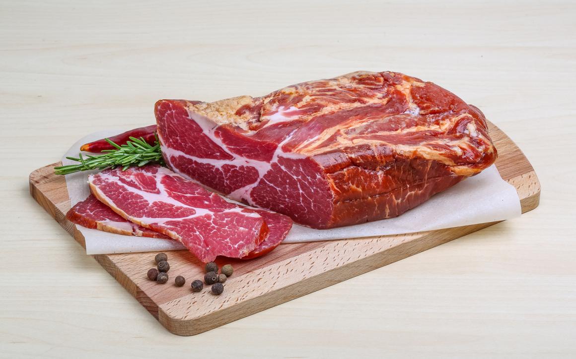 Gepökeltes Fleisch